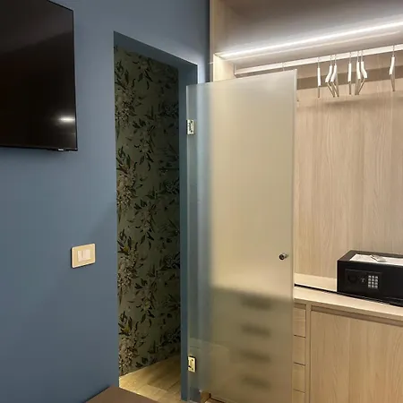 Shabby 4* Трани